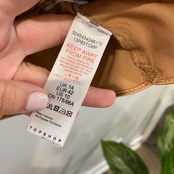 Topshop Ruffle Strappy Camisole Top NWOT - Picture 4 of 6